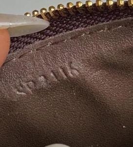 LOUIS VUITTON VICTORINE WALLET