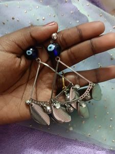 Earings