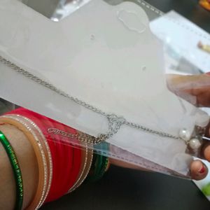 Golden/Silver Chocker, Read The Bio