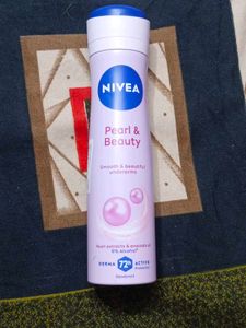 Nivea Pearl & Beauty Deodorant