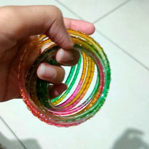 Aesthetic y2k bollywood style bangle set