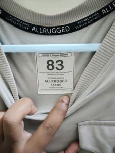 Beige Pocket Sweatshirt