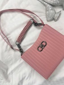 Baby pink shoulder bag
