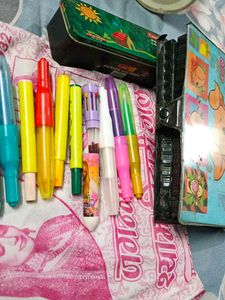 Art Supplies Colors Cumbo Set