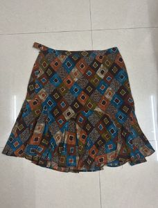 Patterned Knee length Skirt