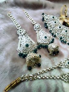 Bridal Jewelry Set - Silver &amp; Green