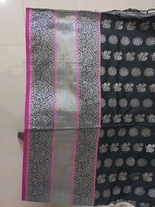 Black &amp; Pink Floral Jacquard Saree