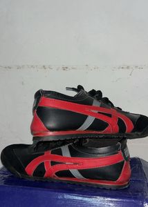 Onitsuka Tiger Sneakers