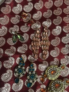 5 set of earrings
