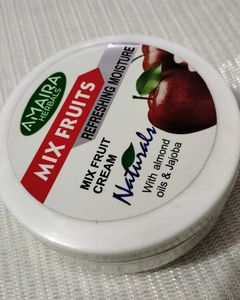 🆕Amaira Herbals Mix Fruit Cream 🩷