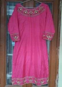 Hot pink Kurta And Pattiya Salwar Set