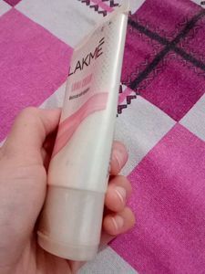 Lakme Lumi Cream