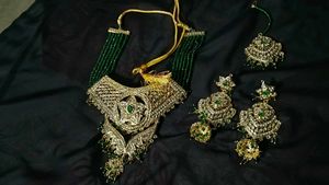 jewellery set