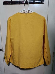 EMERY ROSE Bright Yellow Button-Down Blouse
