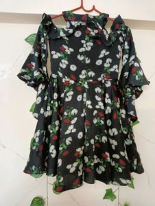 Price Drop Alert 💥❗ Cute Floral Print Dress 🖤