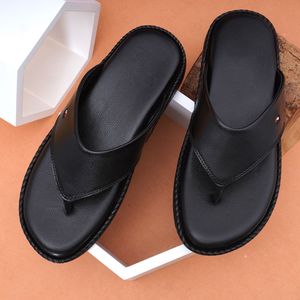 Banyy Trendy Slippers