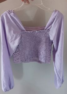 Beautiful Lavender Balloon Sleeve Crop Top🪐🌼