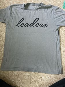 Leaders Graphic Tee - Gray