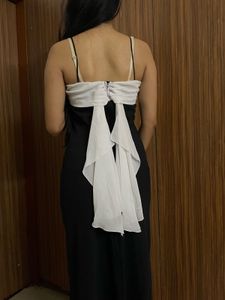 Classy 90s Gown