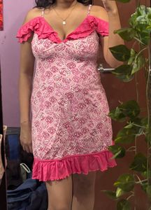 pink ruffle sweetheart mini dress 💗