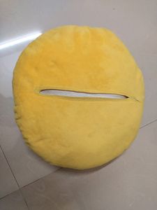 Cute Smiley Cushion pillow fr ur fav ones
