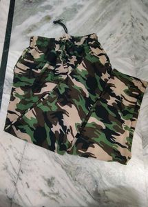 Women&#39;s Plus Size Camo Cargo Pants High Waist Slim