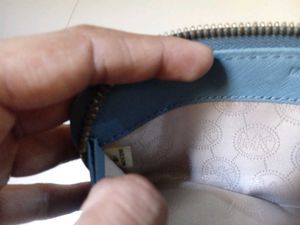 Michael kors sling bag