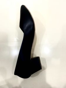 Feelings Black Wedges