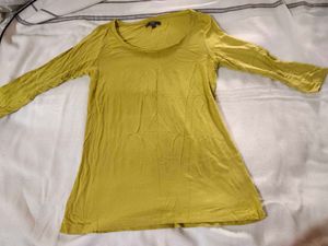 Girls Top. A  Nice Beautiful T Shirt