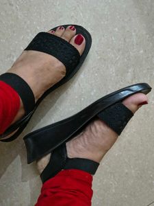 New Black Fabric Strap Sandals