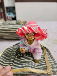 Soft cushioned bed for ladoo gopal