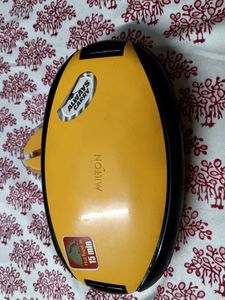 Milton Swiftron Electric heated lunch Box