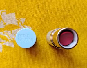 ESTEE LAUDER limited edition lipstick