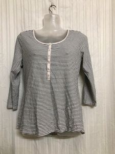 Simply Styled White Long Sleeve Top