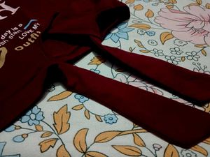 Stylish Maroon Graphic  Crop Tee