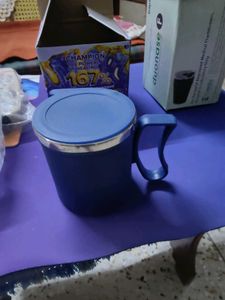 2 mugs and one sipper