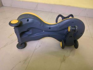 Kids Ride-On swing Car