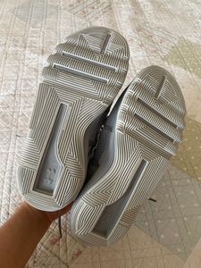 UnderArmour Shoes UK6