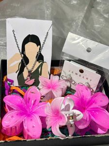 Jewellery And Hair Accessories Hamper