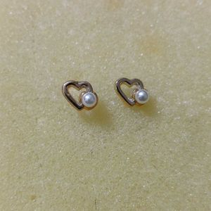 10 Set Pearl Stud Earrings