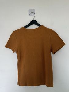 Ribbed Cutout Tee