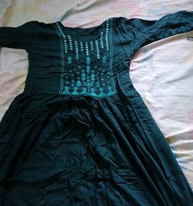 Elegant Embroidered Kurta