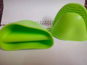 Silicone Mini Oven Mitts
