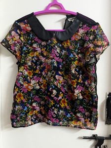 🌸🌼Floral Collar Top