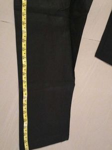 Elegant Kurta Set with Pants