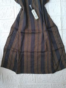 Strapped Short Kurti🖤