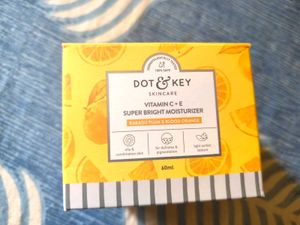 Dot And Key Vitamin C &amp; E Moisturizer