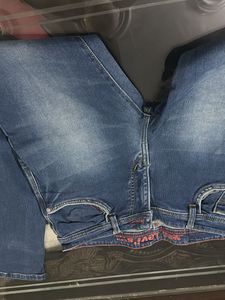 Men Blue Levi’s Jeans