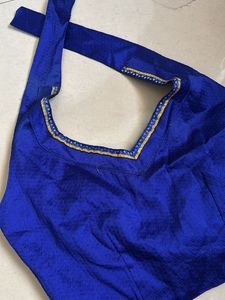 Halter Neck Blouse 🦋