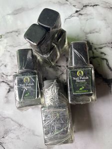 Black Henna Nail Polish